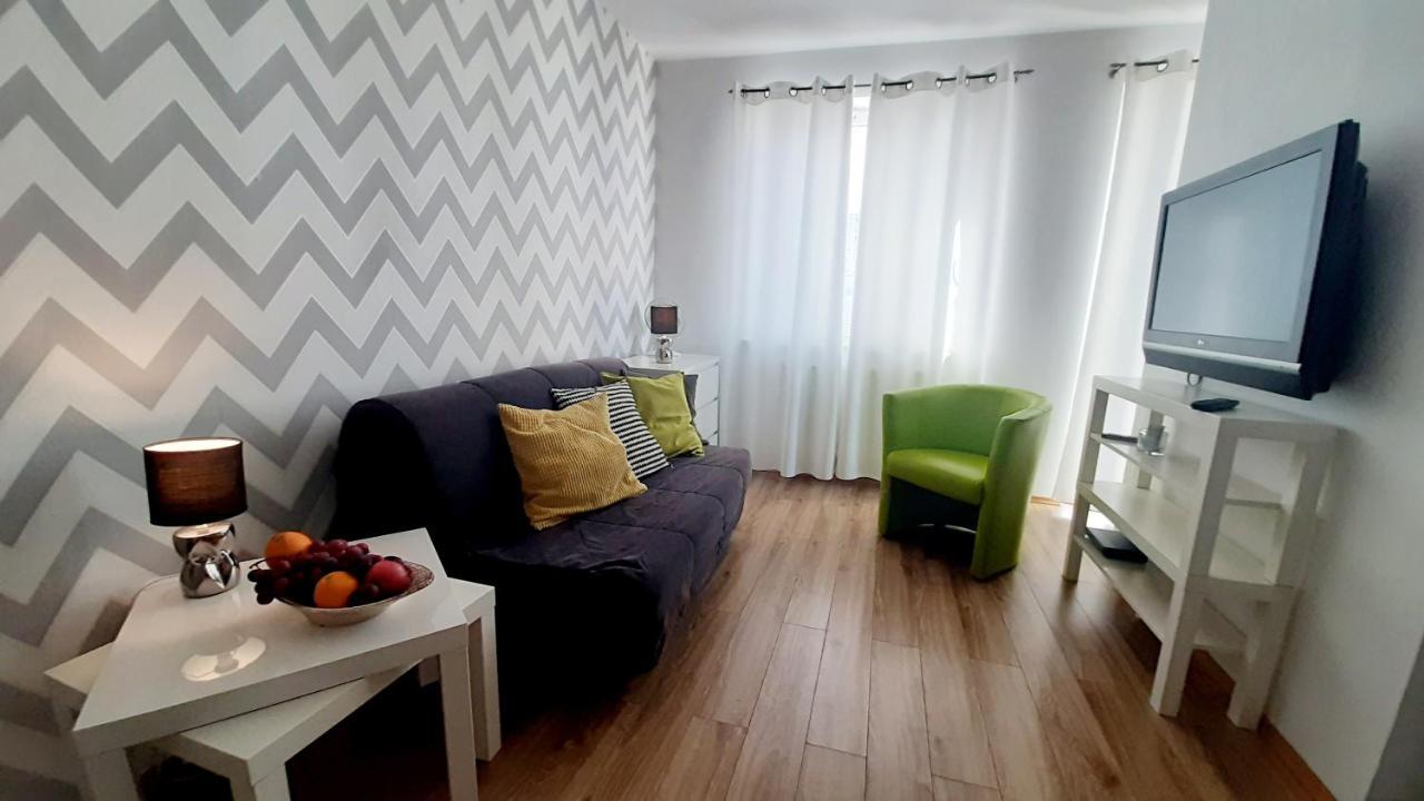 Apartament Z Balkonem I Bezplatnym Parkingiem Γκντανσκ Εξωτερικό φωτογραφία