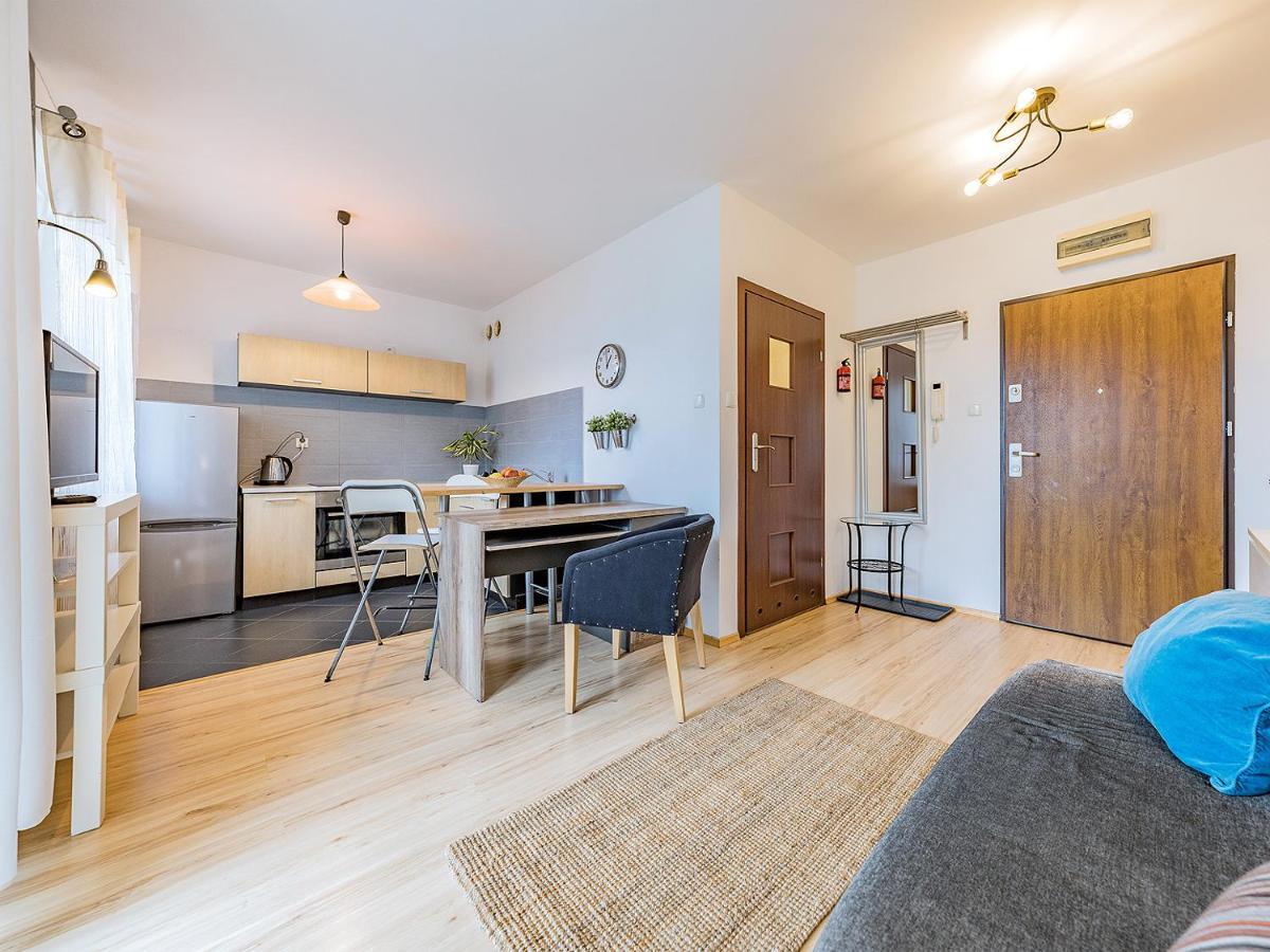 Apartament Z Balkonem I Bezplatnym Parkingiem Γκντανσκ Εξωτερικό φωτογραφία