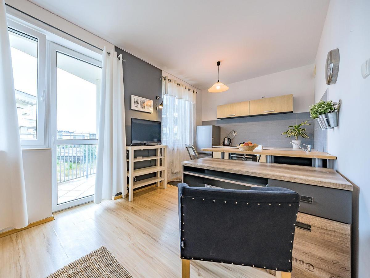 Apartament Z Balkonem I Bezplatnym Parkingiem Γκντανσκ Εξωτερικό φωτογραφία
